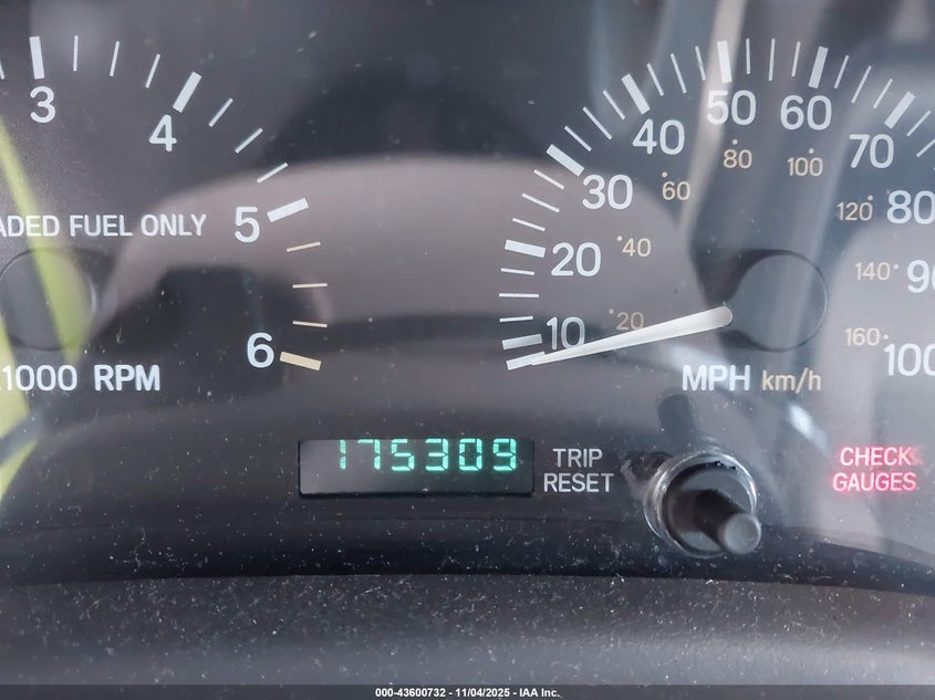 1998 Jeep Cherokee Classic/Limited/Sport VIN: 1J4FJ68S3WL148094 Lot: 43600732