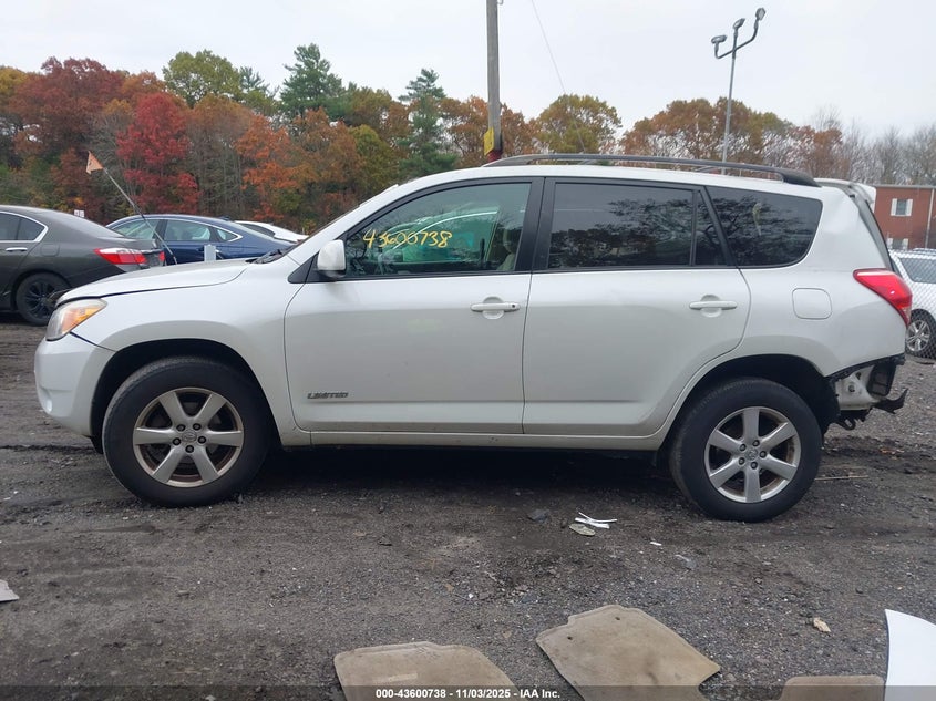 2008 Toyota Rav4 Limited V6 VIN: JTMBK31V185067512 Lot: 43600738