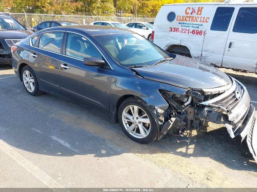 NISSAN ALTIMA 2.5 SV