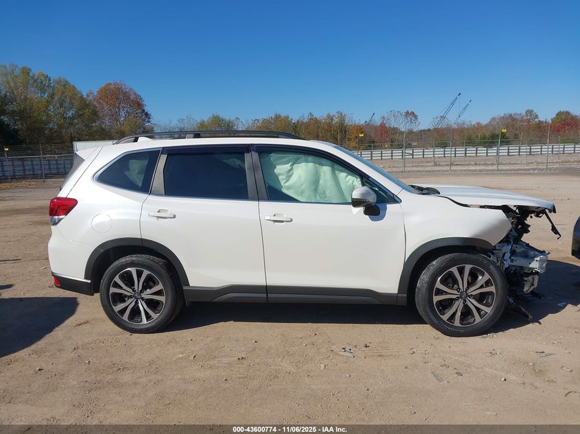 2019 SUBARU FORESTER LIMITED JF2SKAUC7KH543722