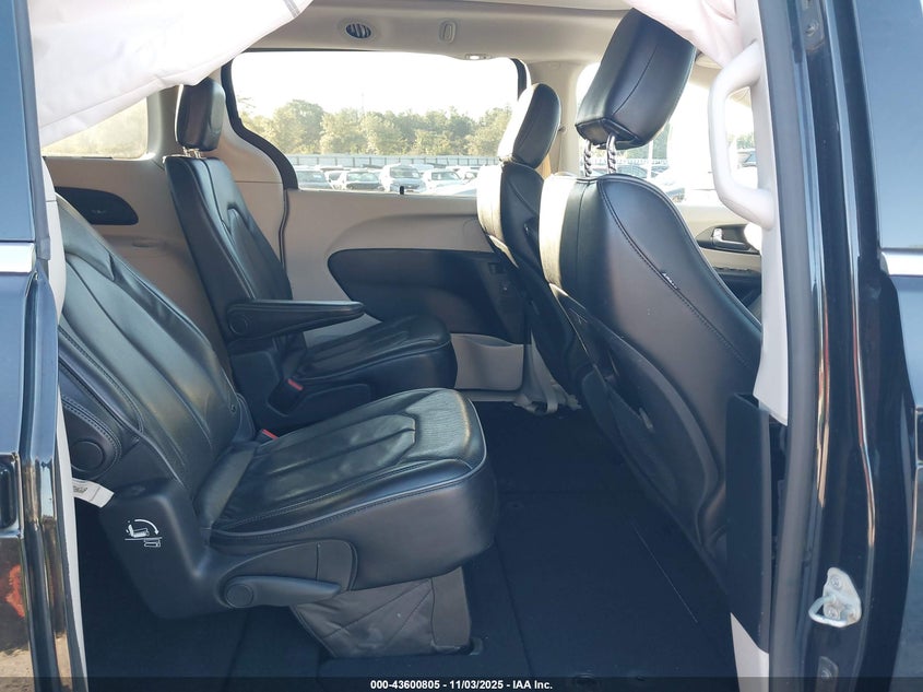 2020 CHRYSLER PACIFICA LIMITED - 2C4RC1GG0LR109673