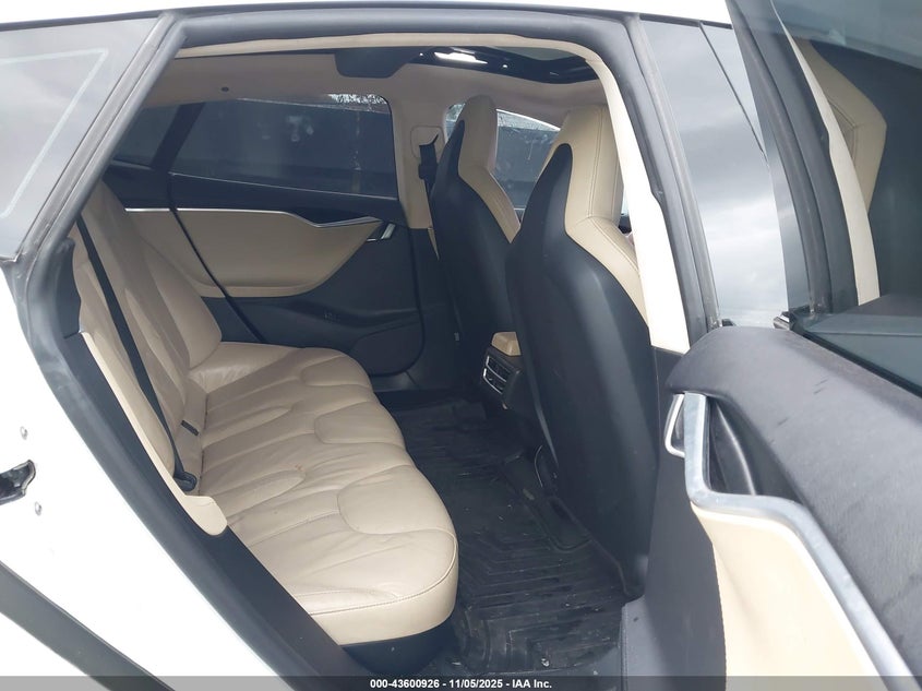 2013 Tesla Model S VIN: 5YJSA1CN4DFP17026 Lot: 43600926