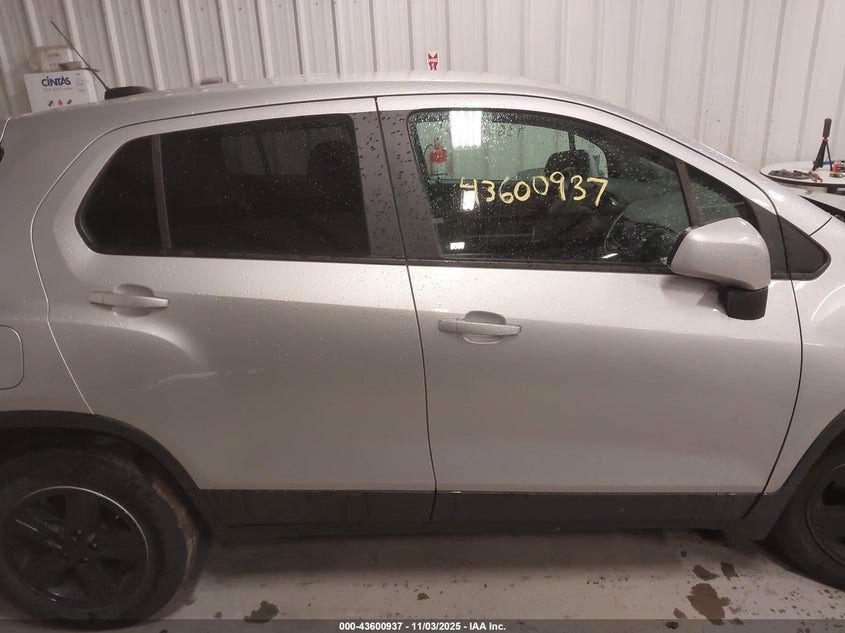 2021 CHEVROLET TRAX AWD LS - KL7CJNSB2MB301799