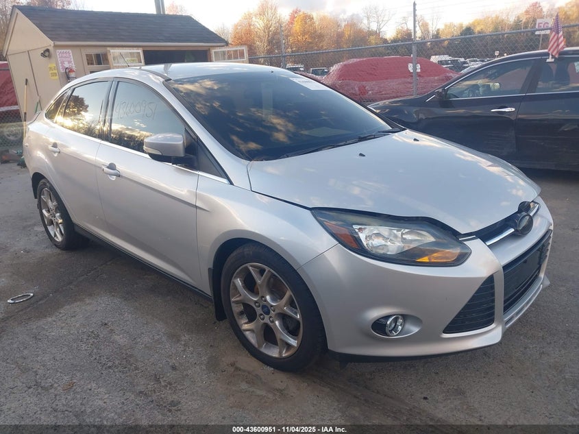 FORD FOCUS TITANIUM