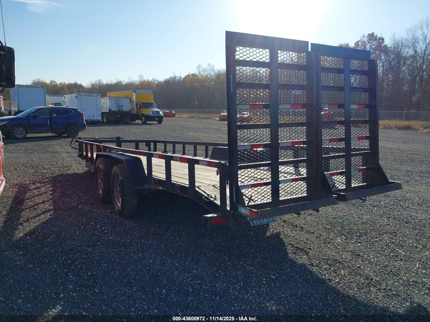 7UZFB2223PL005713 2023   photo no. 3