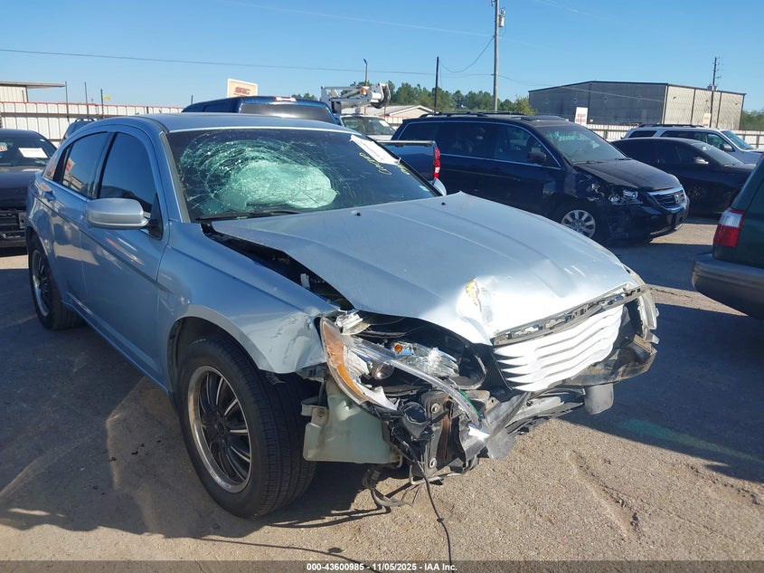 CHRYSLER 200 TOURING