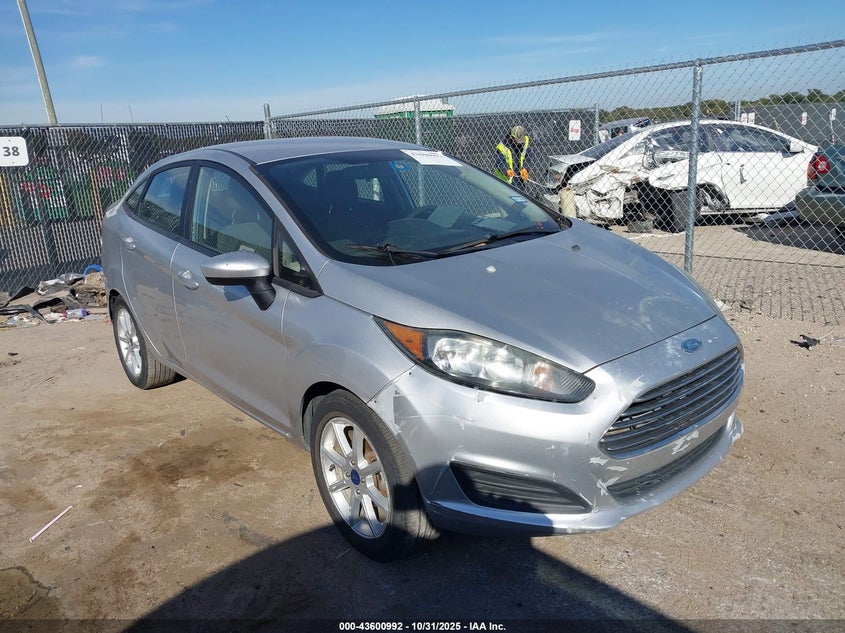FORD FIESTA SE