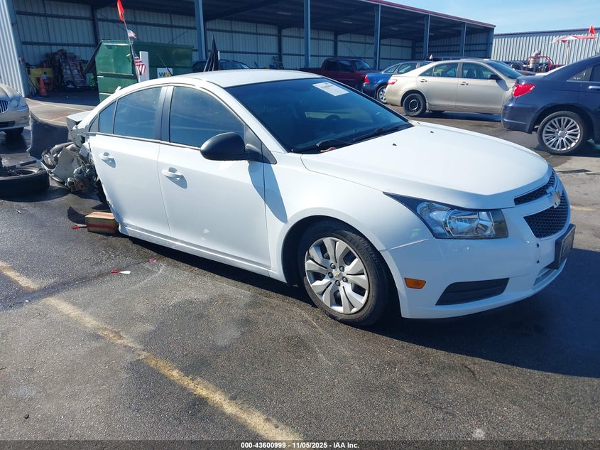 CHEVROLET CRUZE LS AUTO