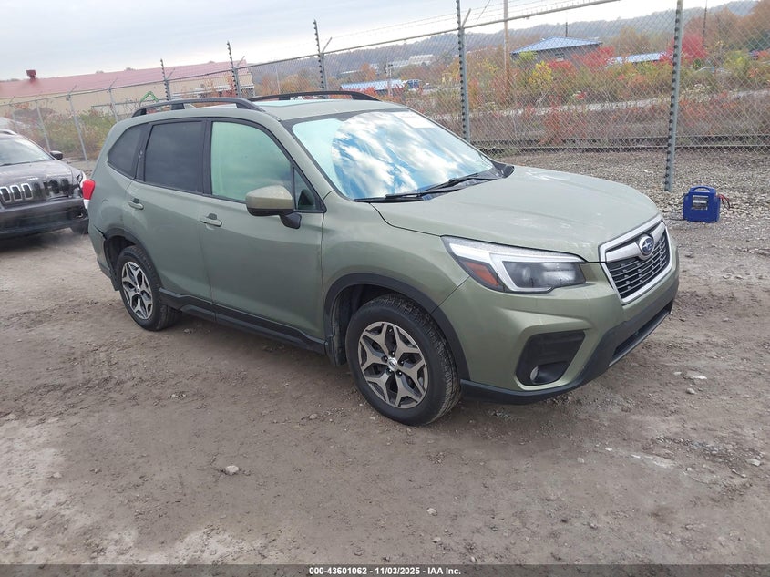 SUBARU FORESTER PREMIUM