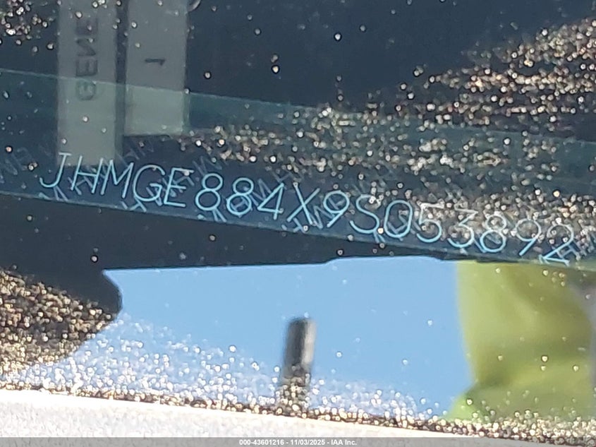 2009 Honda Fit Sport VIN: JHMGE884X9S053892 Lot: 43601216