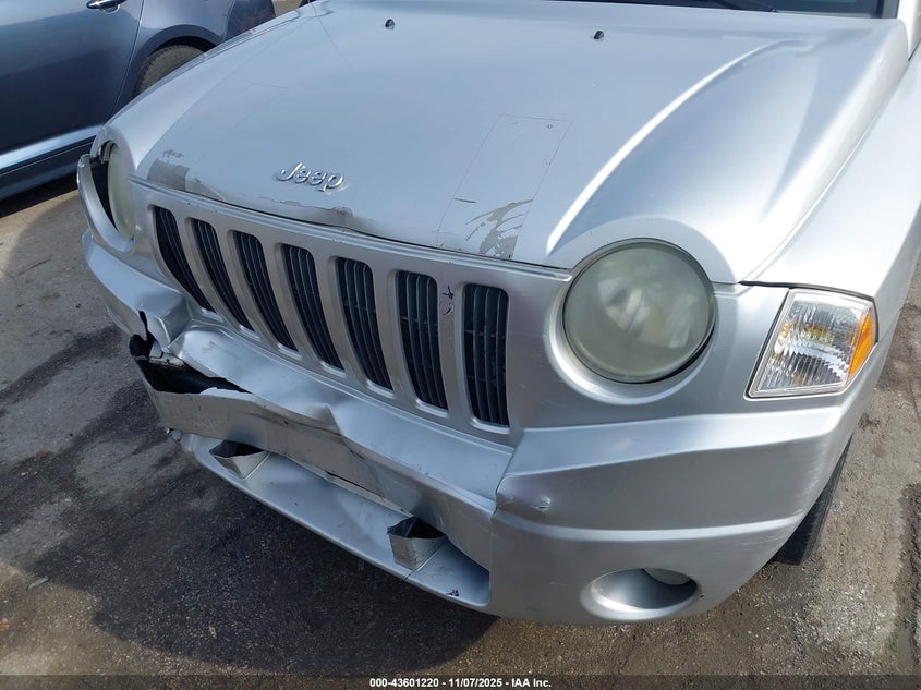 2007 Jeep Compass Sport VIN: 1J8FT47W47D342727 Lot: 43601220