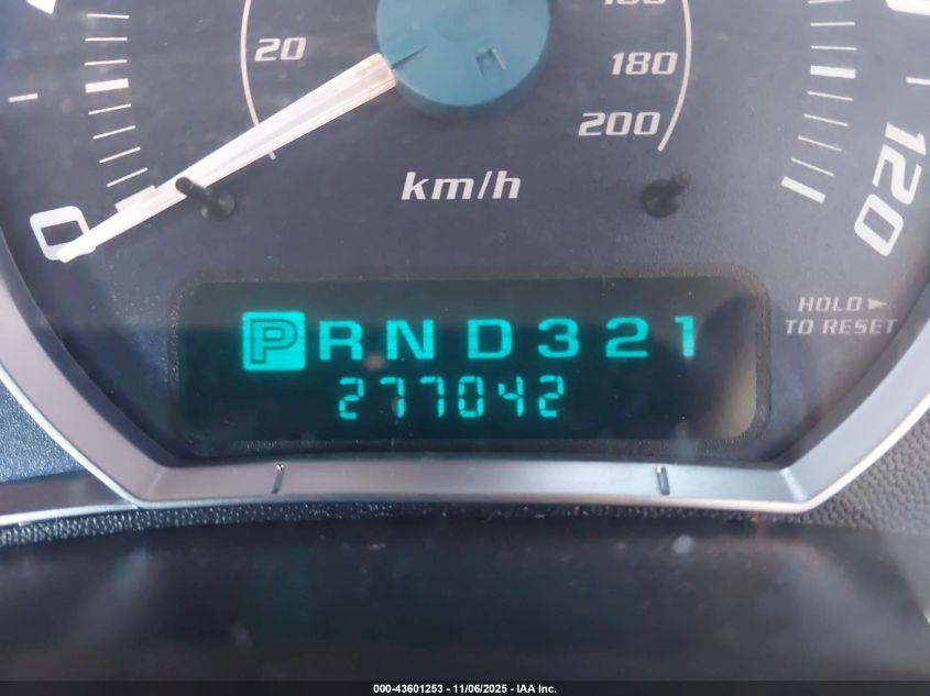 2002 Cadillac Escalade Standard VIN: 1GYEC63T62R316226 Lot: 43601253