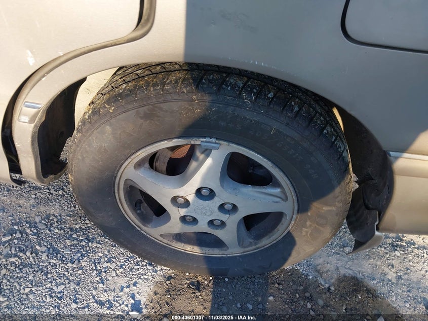 1998 Toyota Avalon Xl VIN: 4T1BF18B2WU245463 Lot: 43601307