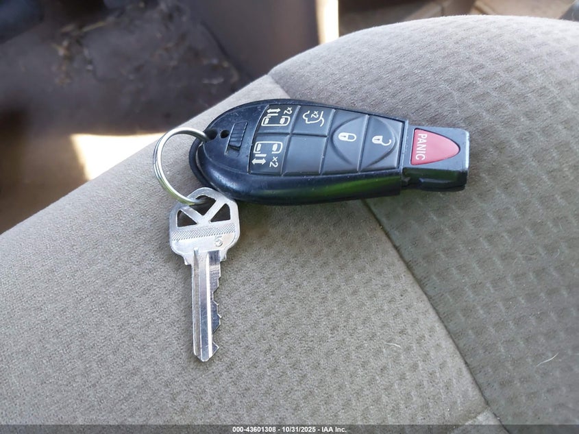 2012 Chrysler Town & Country Touring VIN: 2C4RC1BG5CR169682 Lot: 43601308