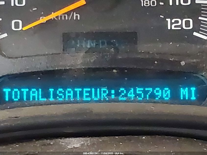 2005 Chevrolet Tahoe Z71 VIN: 1GNEK13Z15R271417 Lot: 43601341