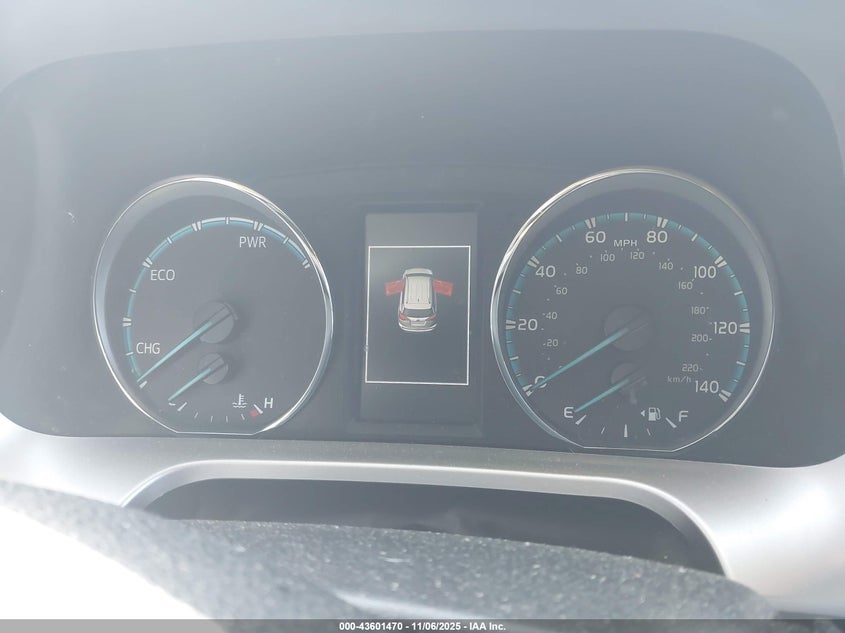 2018 TOYOTA RAV4 HYBRID LE - JTMRJREV7JD190239