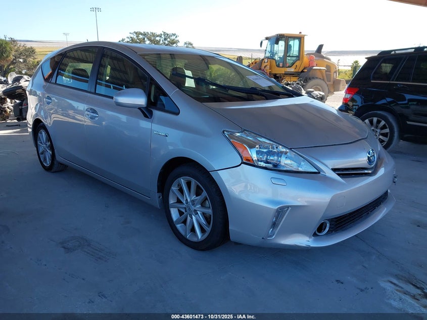 TOYOTA PRIUS V FIVE