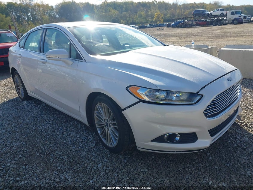FORD FUSION SE