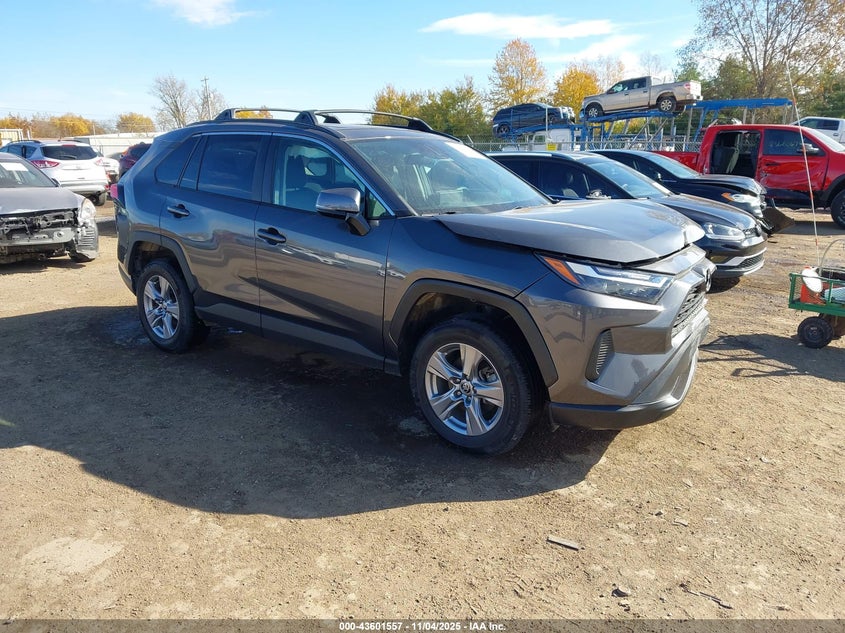 TOYOTA RAV4 XLE