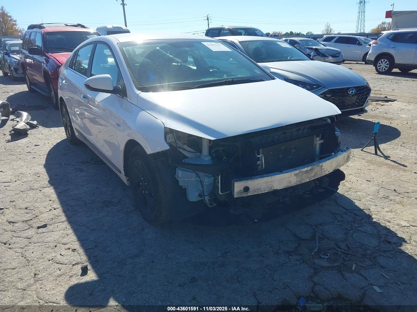 2017 HYUNDAI IONIQ HYBRID SEL - KMHC75LC8HU040743