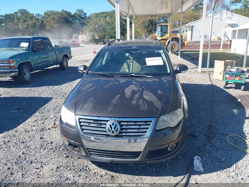 2008 Volkswagen Passat Lux VIN: WVWTK93C48E106743 Lot: 43601621