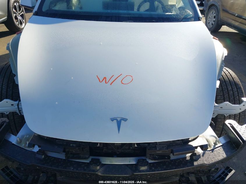 2025 Tesla Model 3 Long Range Rear-Wheel Drive VIN: 5YJ3E1EA8SF038456 Lot: 43601628