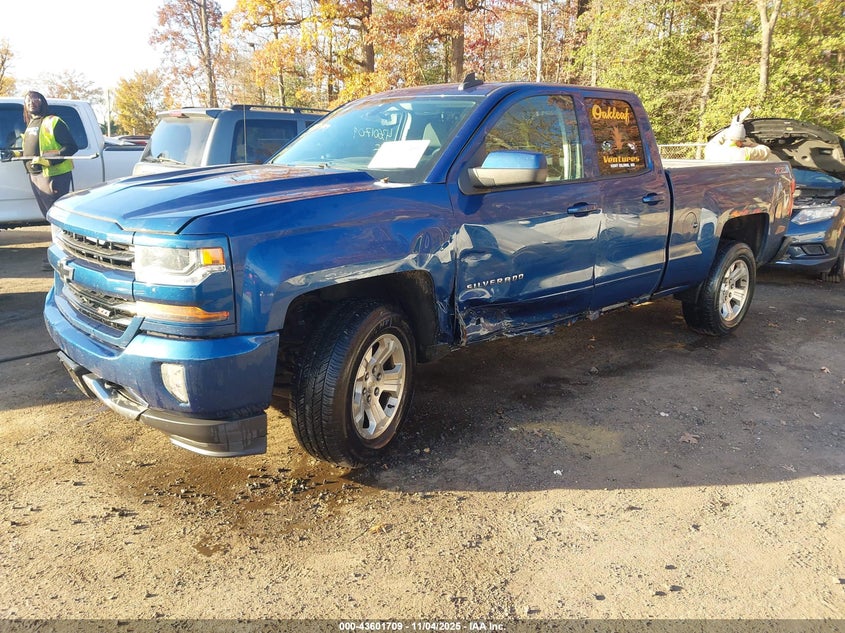 2017 CHEVROLET SILVERADO 1500 2LT 1GCVKREC7HZ101485