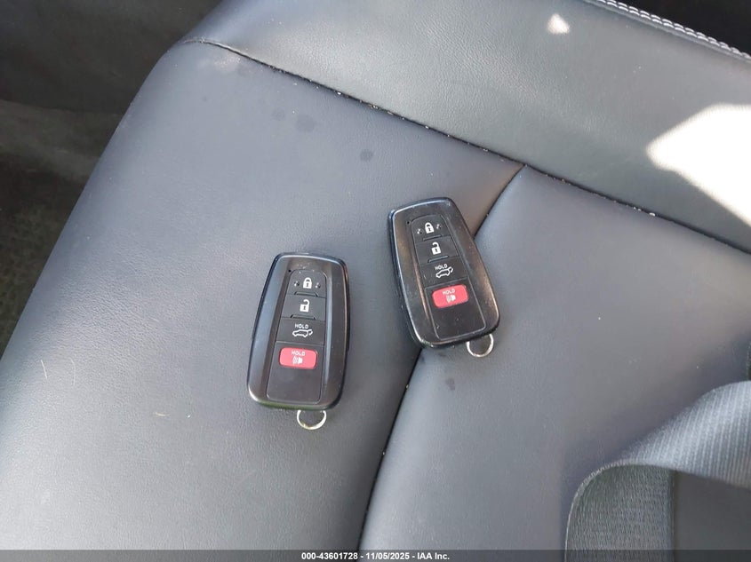 2022 TOYOTA RAV4 XLE PREMIUM - 2T3A1RFV7NW298980