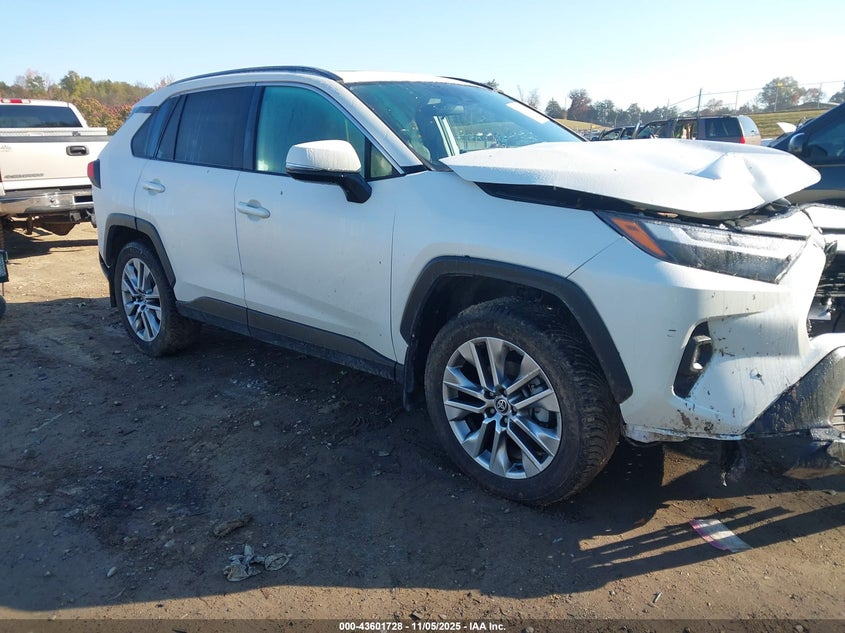 2022 TOYOTA RAV4 XLE PREMIUM - 2T3A1RFV7NW298980