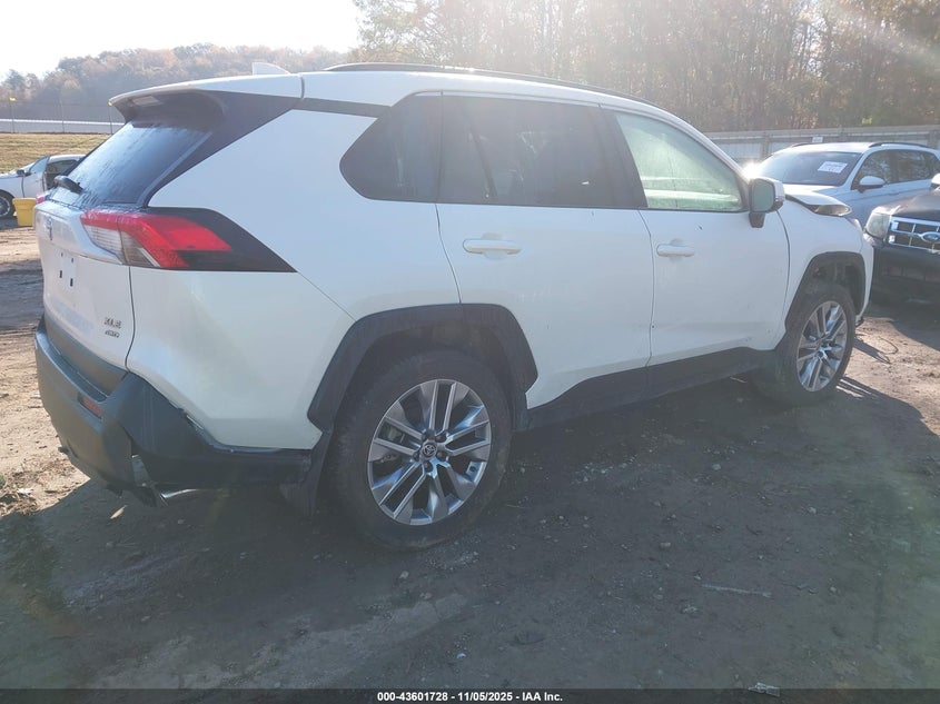 2022 TOYOTA RAV4 XLE PREMIUM - 2T3A1RFV7NW298980