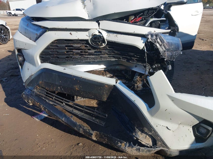 2022 TOYOTA RAV4 XLE PREMIUM - 2T3A1RFV7NW298980