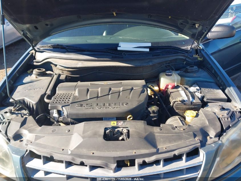 2005 Chrysler Pacifica Touring VIN: 2C4GF68485R243690 Lot: 43601775