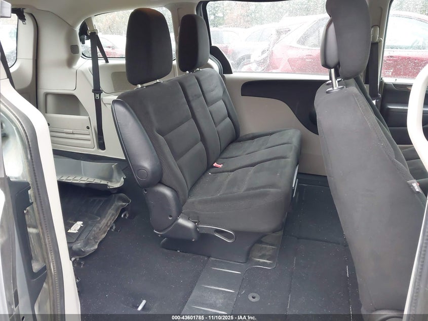 2015 Dodge Grand Caravan American Value Pkg VIN: 2C4RDGBG0FR708990 Lot: 43601785