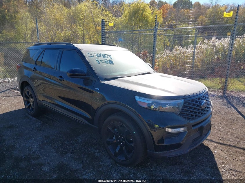 FORD EXPLORER ST-LINE