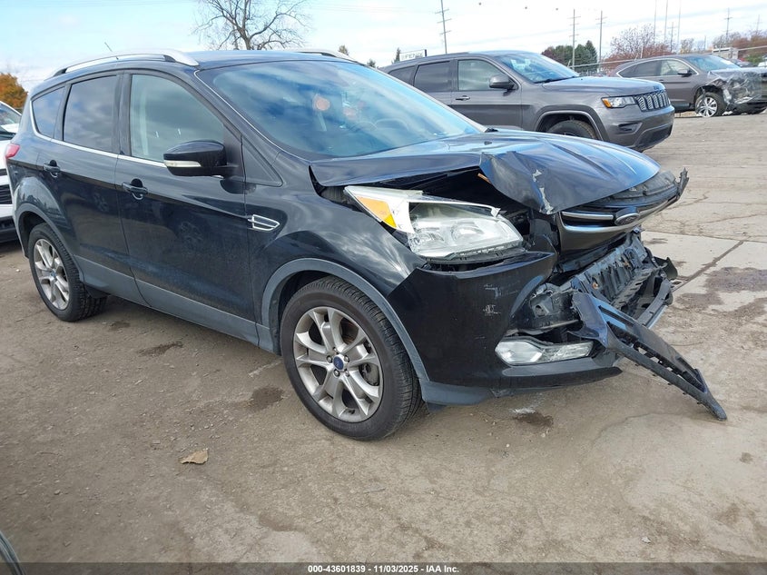 FORD ESCAPE TITANIUM