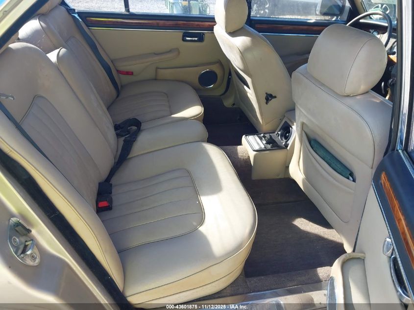 1987 Jaguar Xj6 Vanden Plas VIN: SAJAY1349HC466975 Lot: 43601875