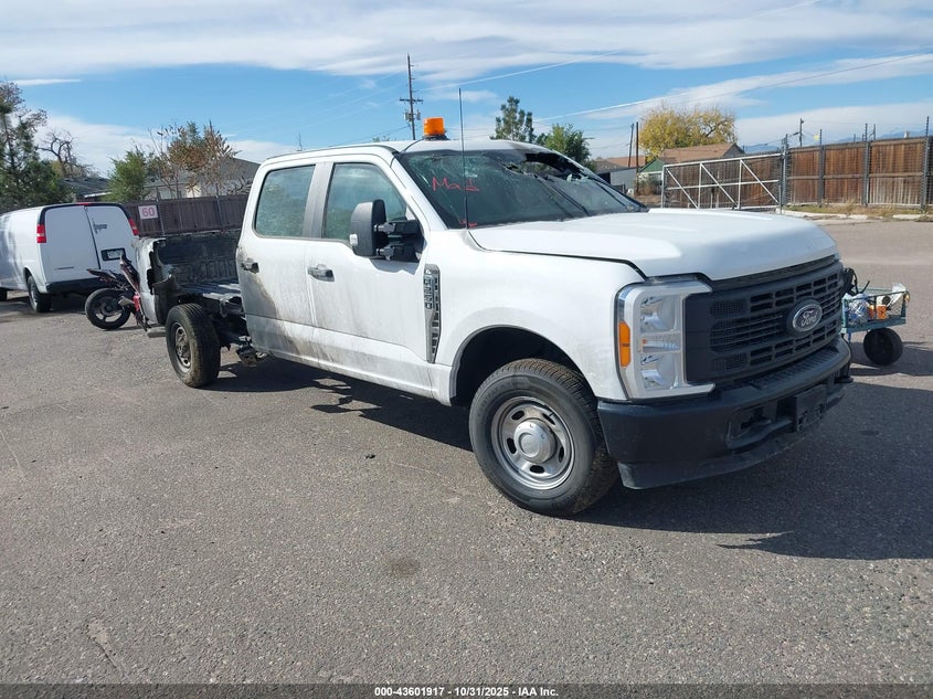 FORD F-250 XL
