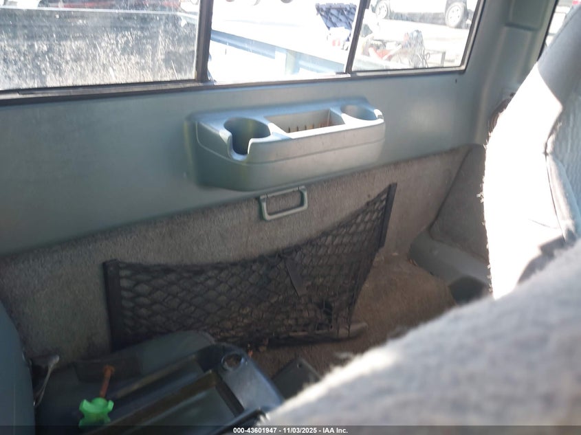 1998 Ford Ranger Xl/Xlt VIN: 1FTYR14C7WTA17937 Lot: 43601947