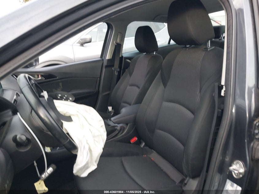 2015 Mazda Mazda3 I Touring VIN: 3MZBM1V70FM231122 Lot: 43601984