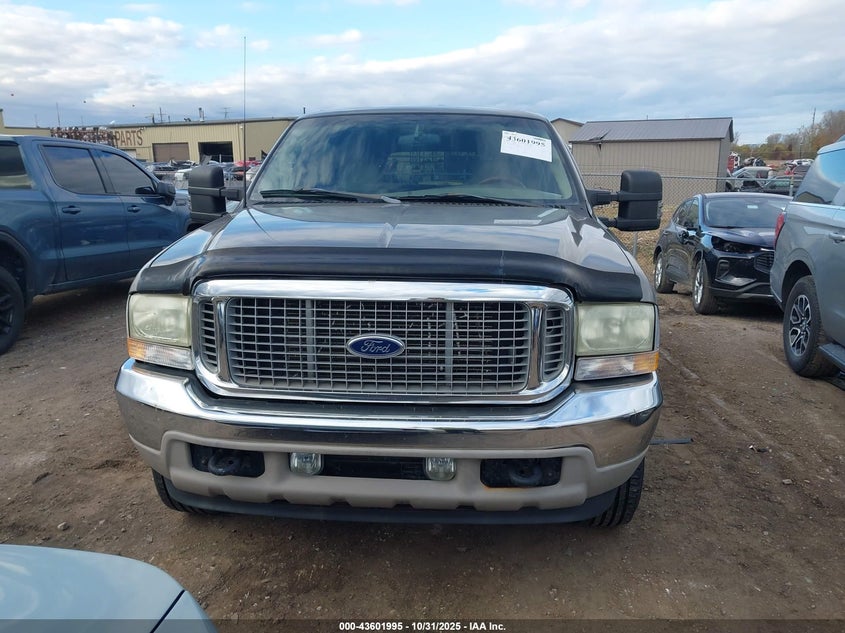 1FMNU43S52ED07793 2002 FORD EXCURSION photo no. 12