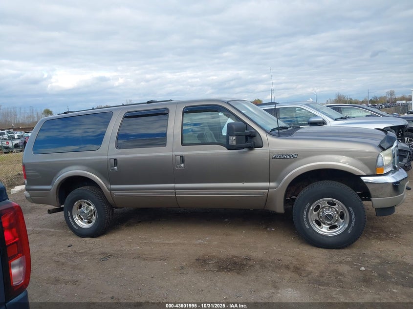 1FMNU43S52ED07793 2002 FORD EXCURSION photo no. 13