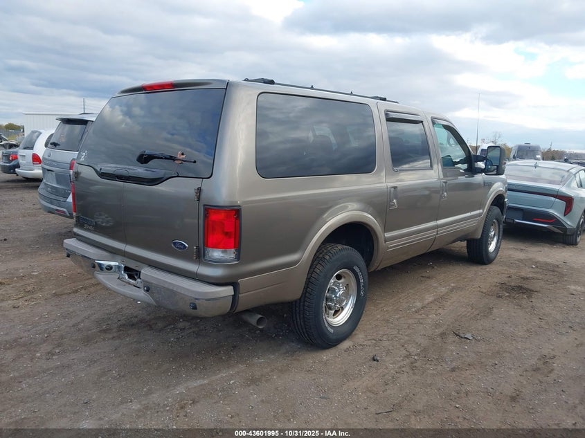 1FMNU43S52ED07793 2002 FORD EXCURSION photo no. 4