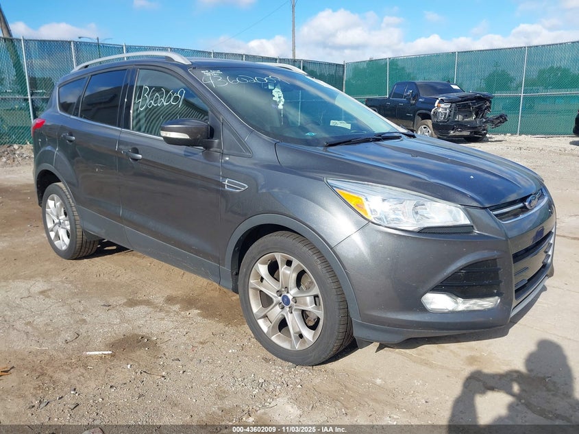 FORD ESCAPE TITANIUM