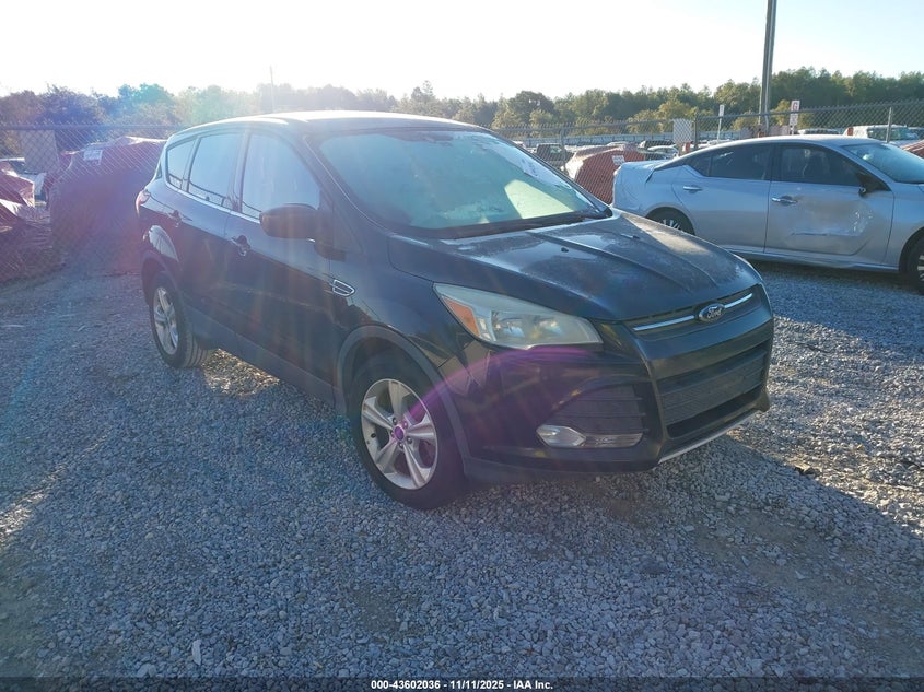 FORD ESCAPE SE