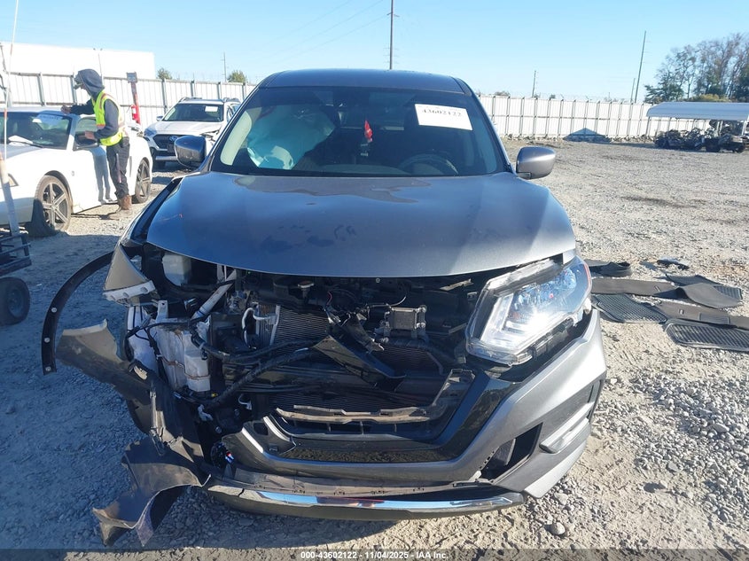 2019 NISSAN ROGUE S 5N1AT2MT2KC845229