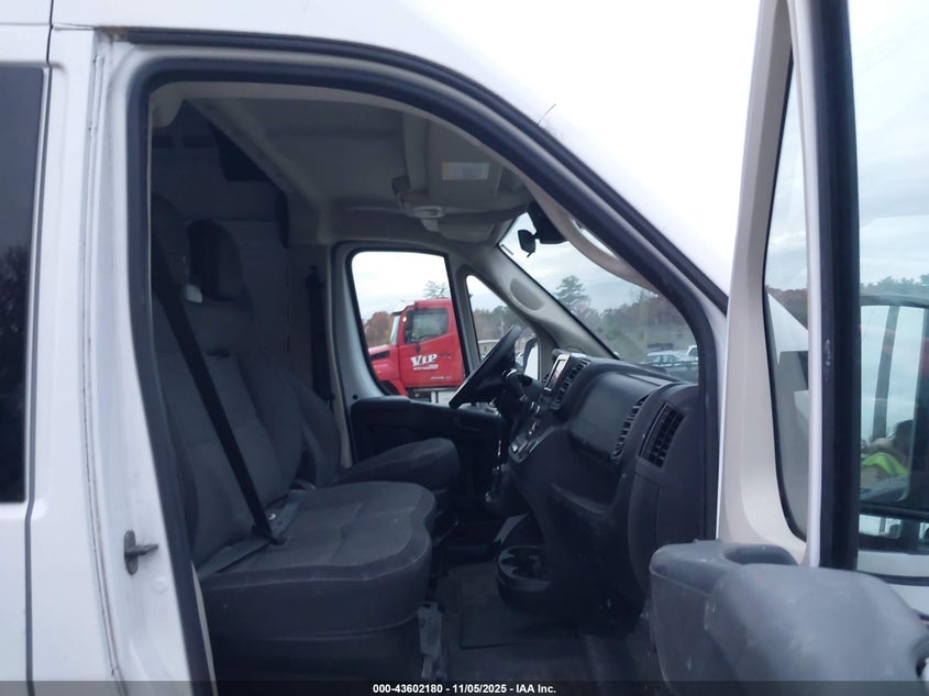 2022 Ram Promaster 2500 High Roof 159 Wb VIN: 3C6LRVDG3NE123255 Lot: 43602180