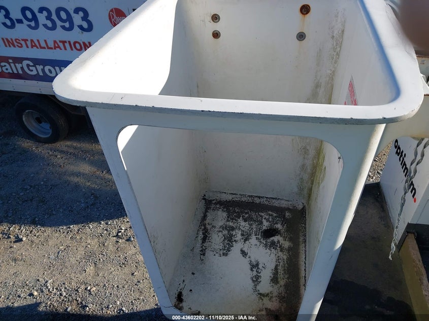 2015 Ford F-450 Chassis Xl VIN: 1FDUF4GY6FED43597 Lot: 43602202