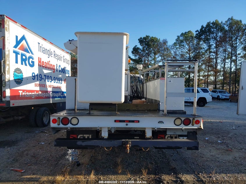 2015 Ford F-450 Chassis Xl VIN: 1FDUF4GY6FED43597 Lot: 43602202