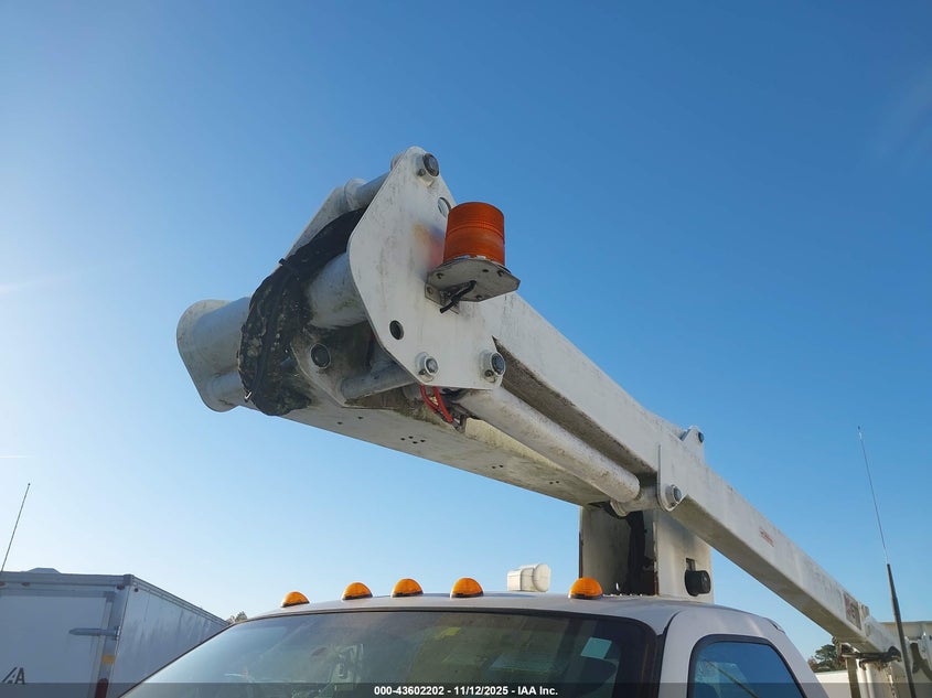 2015 Ford F-450 Chassis Xl VIN: 1FDUF4GY6FED43597 Lot: 43602202