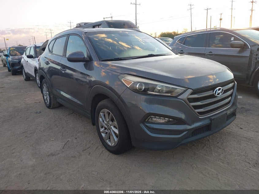 HYUNDAI TUCSON SE